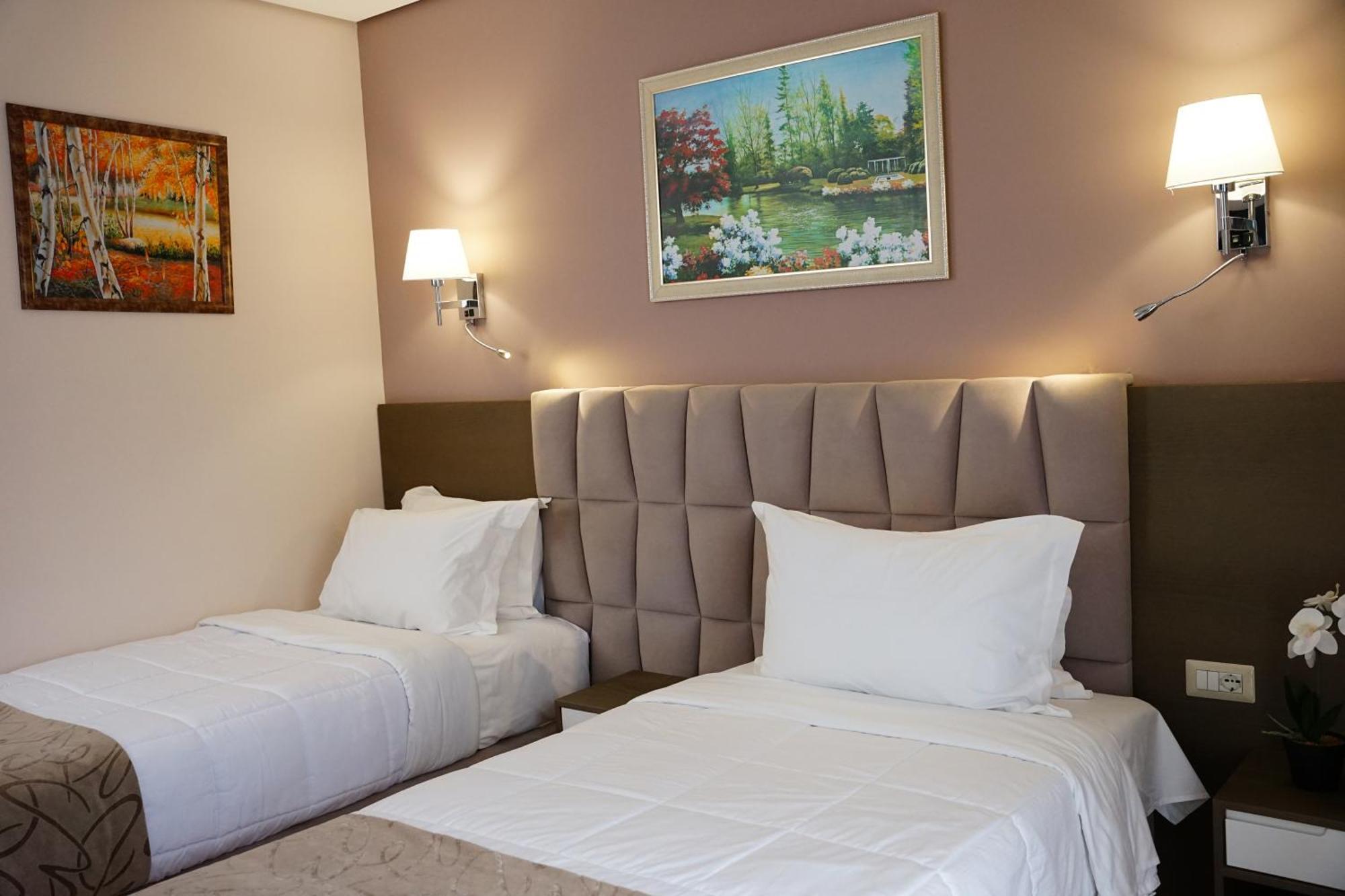 Hotel Doanesia Premium &