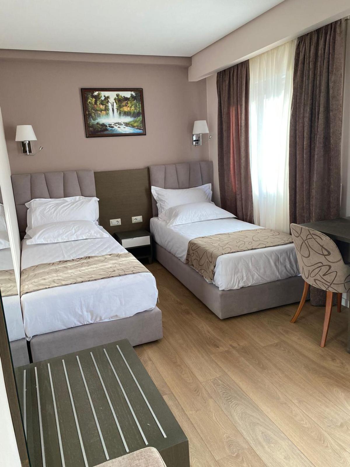 Hotel Doanesia Premium & 4*